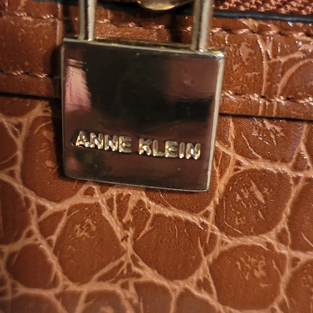 ANNE KLEIN WALLET - Picture 3 of 7